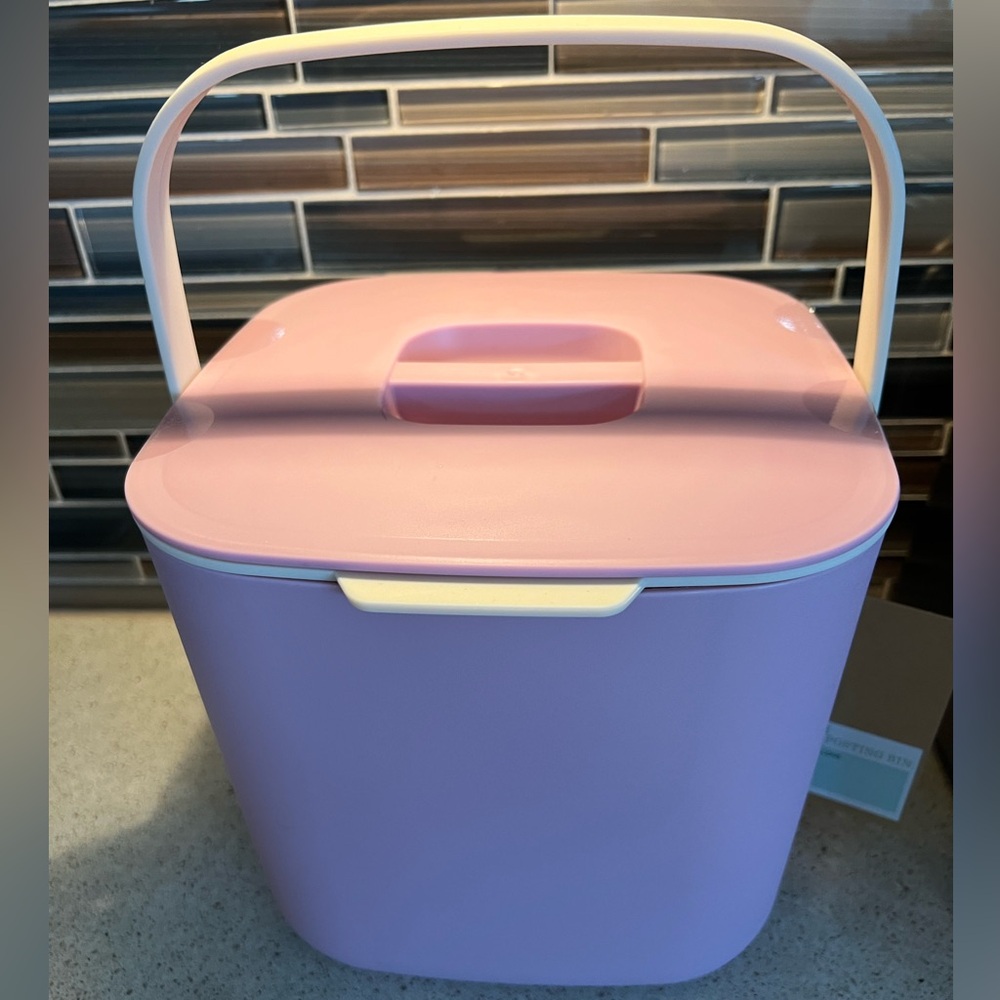 🆕 Pink mini 1.85 Gallons compost container for counter or veg wash
